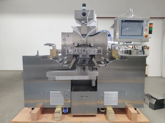 Touch Screen Soft Gelatin Encapsulation Machine With Automatic Alarm 5.5kw Power Consumption And 16 Plunges / Side