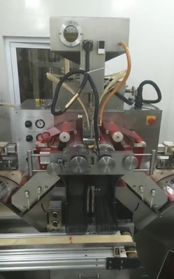 Bearing Die Roll Shaft Support Rolling Type Soft Capsule Machine with 100000Capacity/h and External Chiller Cooling
